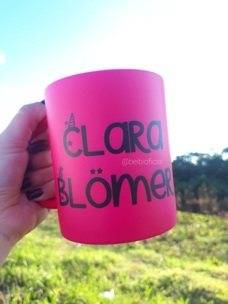 Caneca Neon