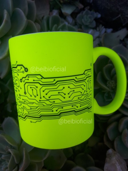 Caneca Neon